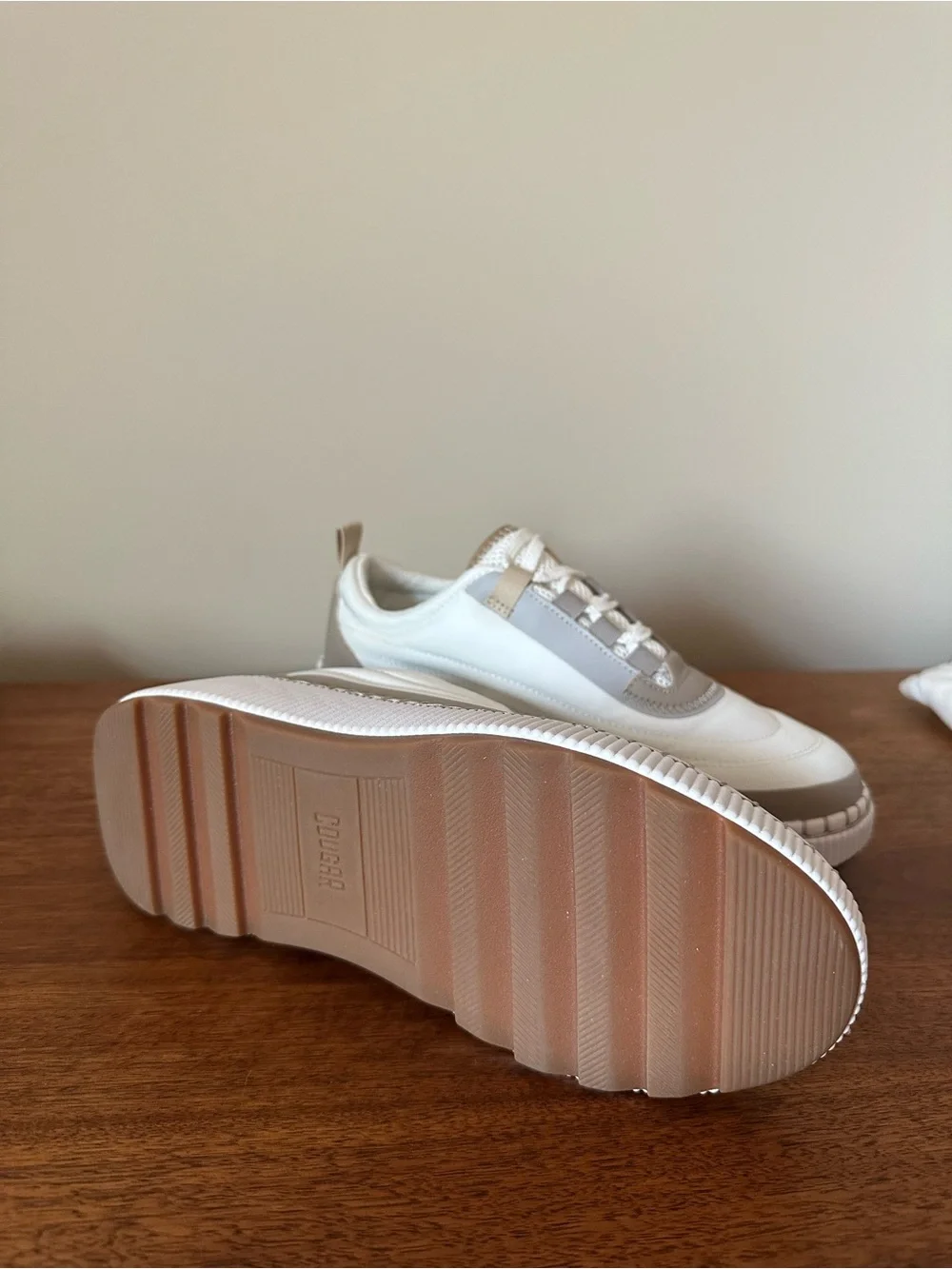 Cougar Platform Sneaker | Sayah 8 - Picture 3 of 6